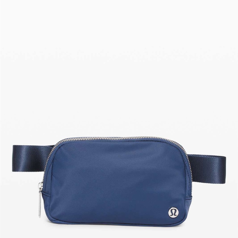 Everywhere Belt Bag Ink Blue